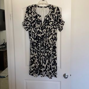 Black and white drawstring lined dress.